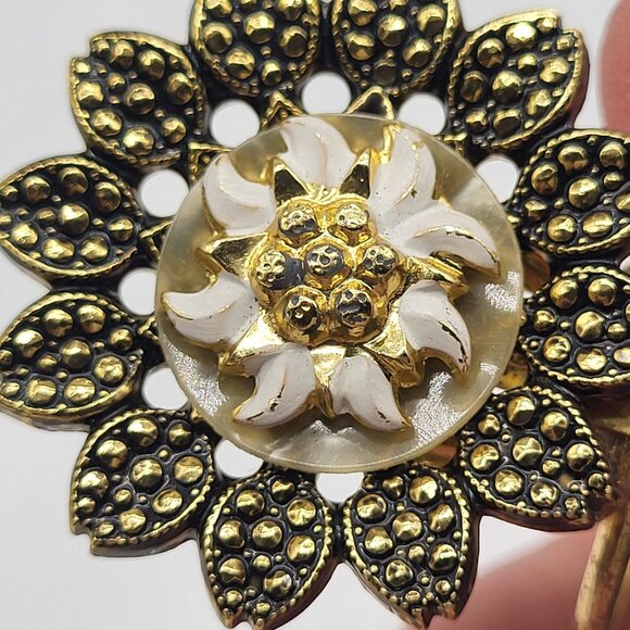 VTG Gold Tone Scarf Clip Floral West Germany - Picture 5 of 6